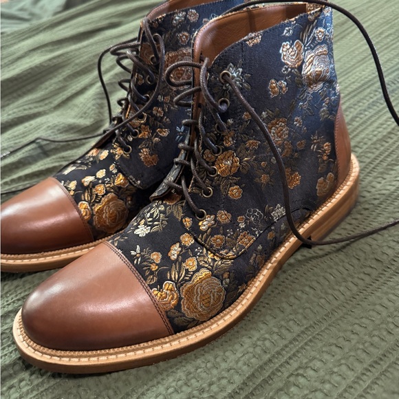 TAFT Floral Brocade Leather Boots – EU 39 / US 6 – Excellent Condition main image 6